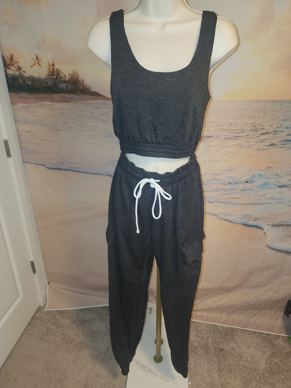 WinWin Charcoal Drawstring High-Waist Lounge Pants & Crop Tank Set